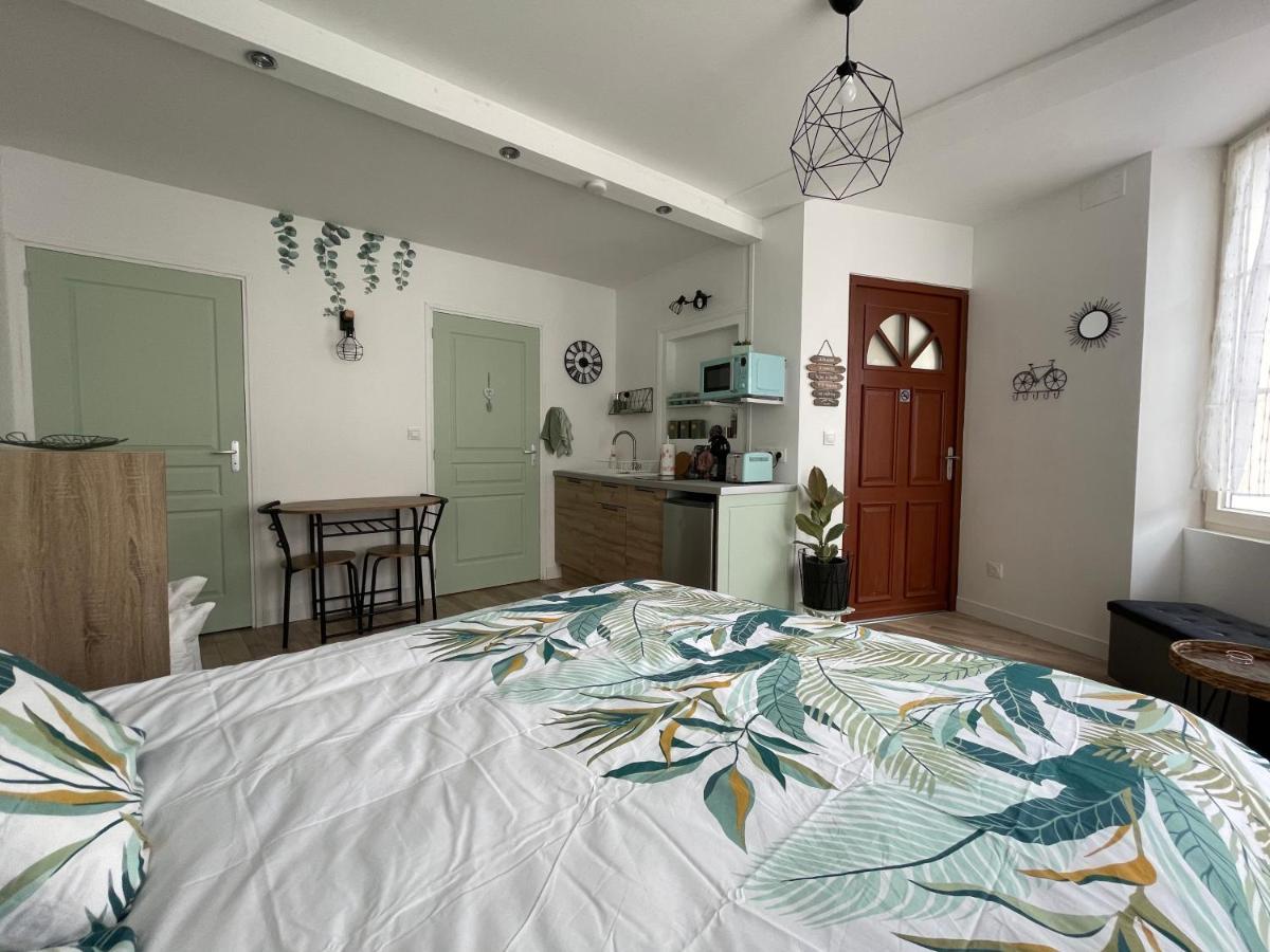 Studio De La Poterie Vermenton Экстерьер фото